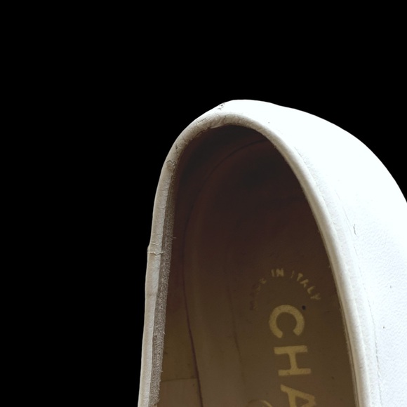 Chanel Vintage Ballerina Ballet Flats White Black Two Tone Leather Gold CC Logo - Picture 4 of 12